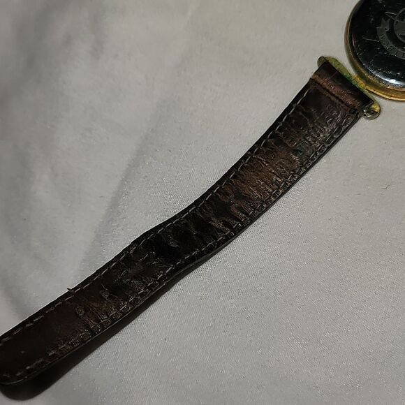 Very Vintage‎ Fossil Women\'s Watch Needs TLC But Still Works Great Project main image 7